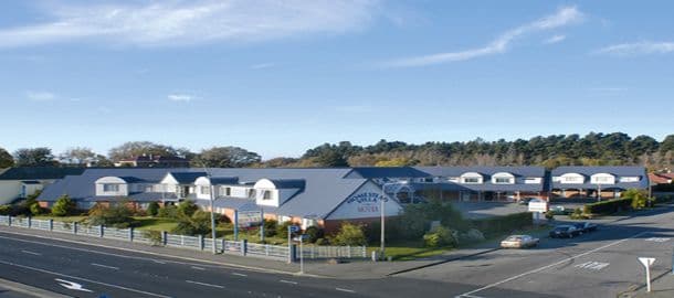 Homestead Villa Motel Ext.jpg