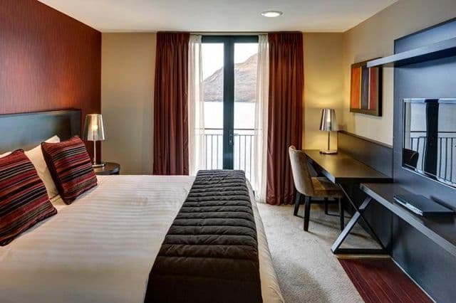 Two Bedroom Lakeview