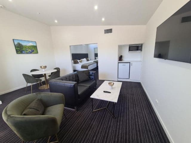 The Devon Hotel
