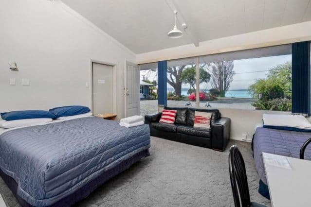Lake View 1 Bedroom
