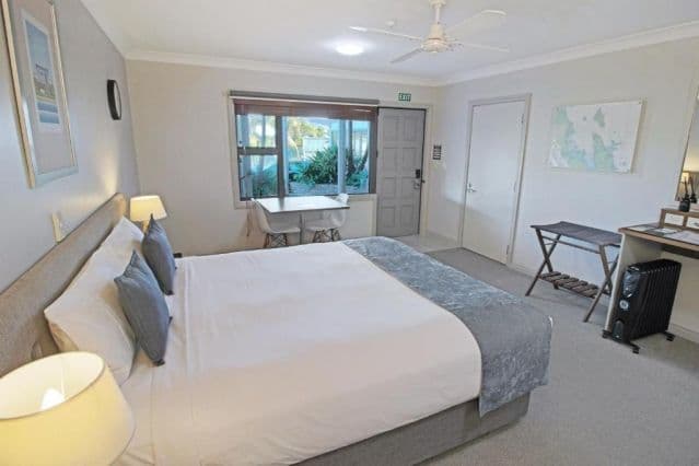 Whangaparaoa Lodge