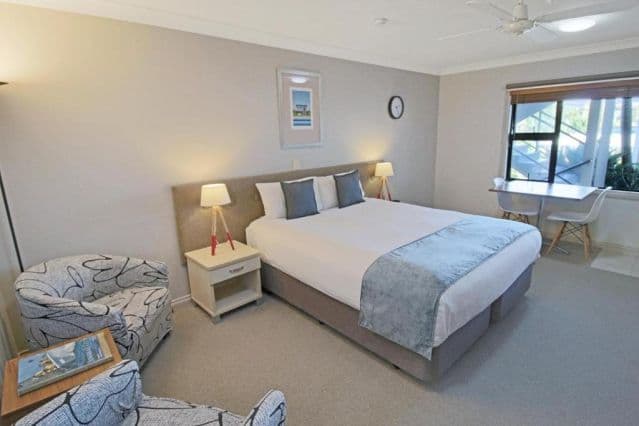 Whangaparaoa Lodge