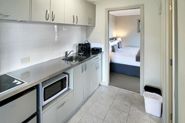 Whangaparaoa Lodge