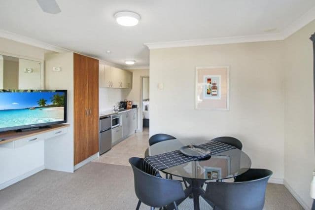 Whangaparaoa Lodge