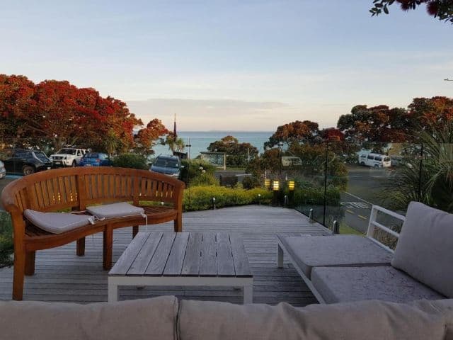 Whangaparaoa Lodge