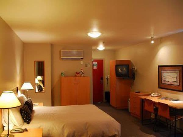 Executive Suite.jpg