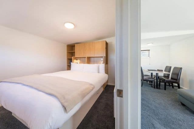Lomond Lodge Motel & Apartments
