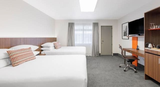 Jet Park Hotel Hamilton Airport