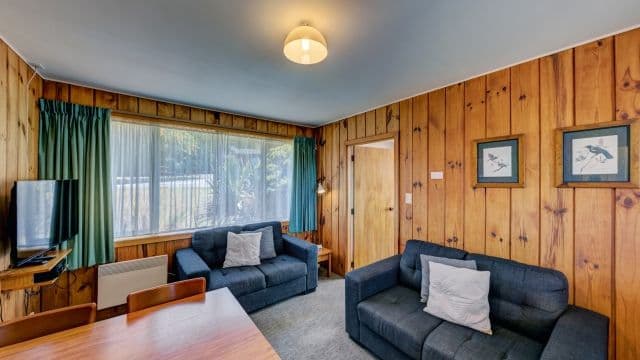 The Chalets Motel