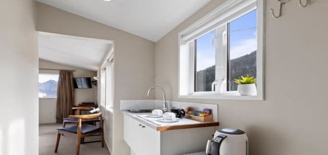 Queenstown House Boutique B&B