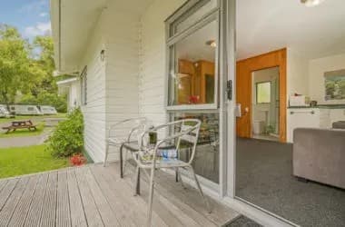 Coromandel Shelly Beach TOP 10 Holiday