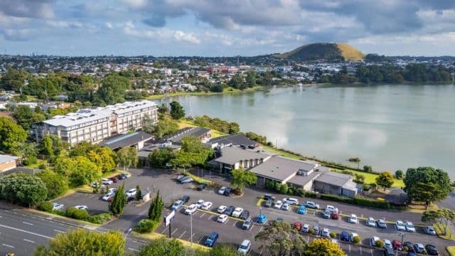 Waipuna Hotel